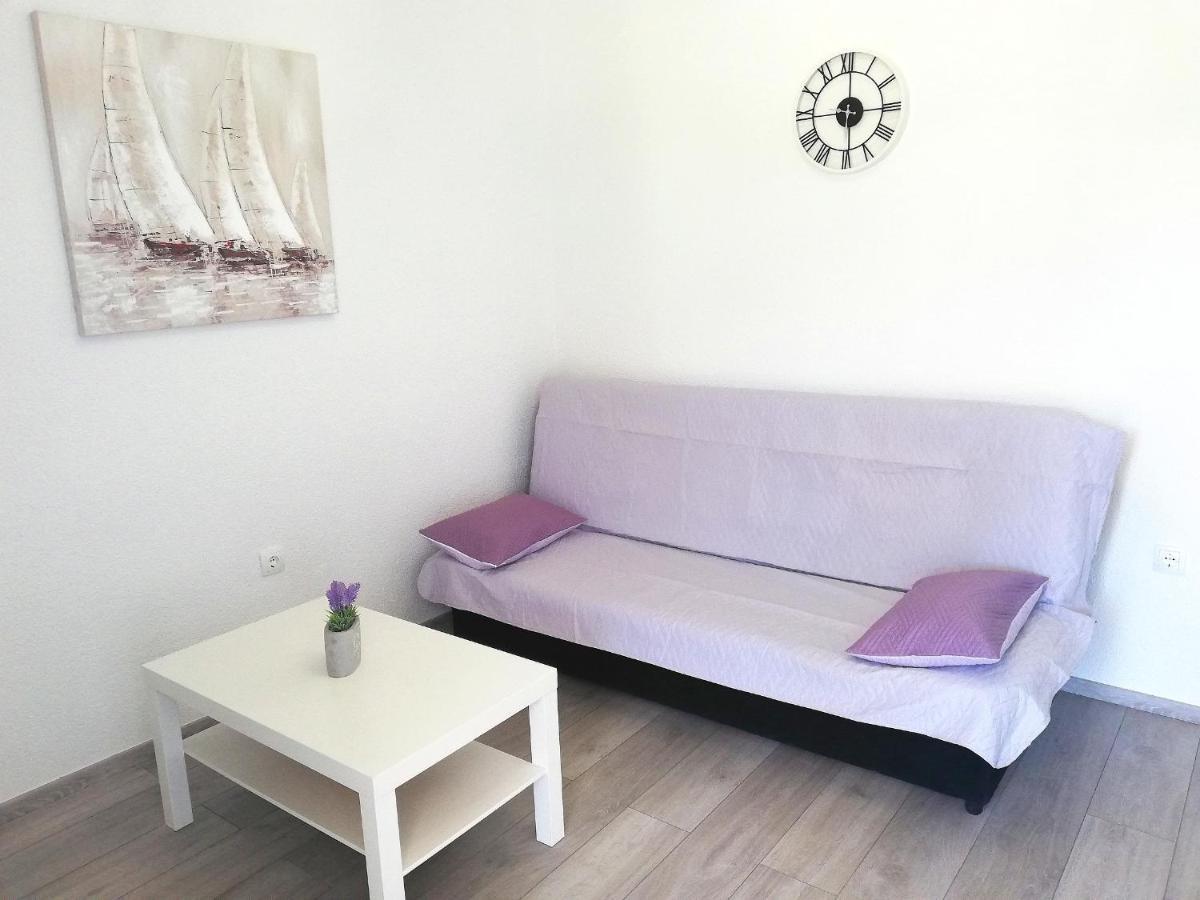 Apartments Amfora Gdinj Екстер'єр фото