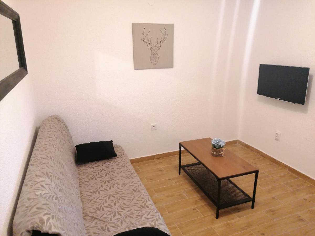 Apartments Amfora Gdinj Екстер'єр фото